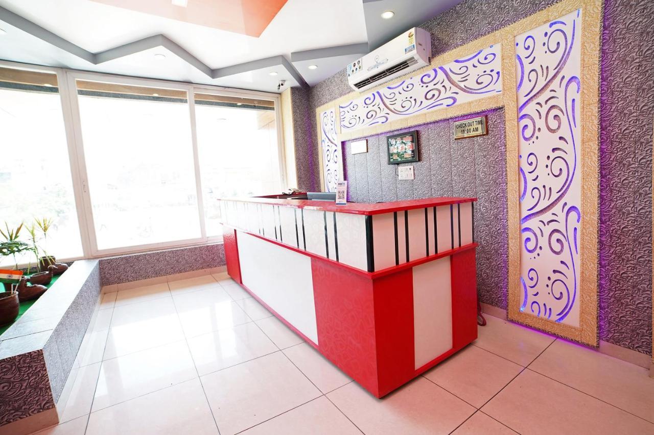 Oyo 39539 Hotel Vansh & Restaurant Kashipur Dış mekan fotoğraf